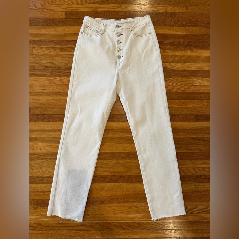 BURU Stylish White Cropped Pants